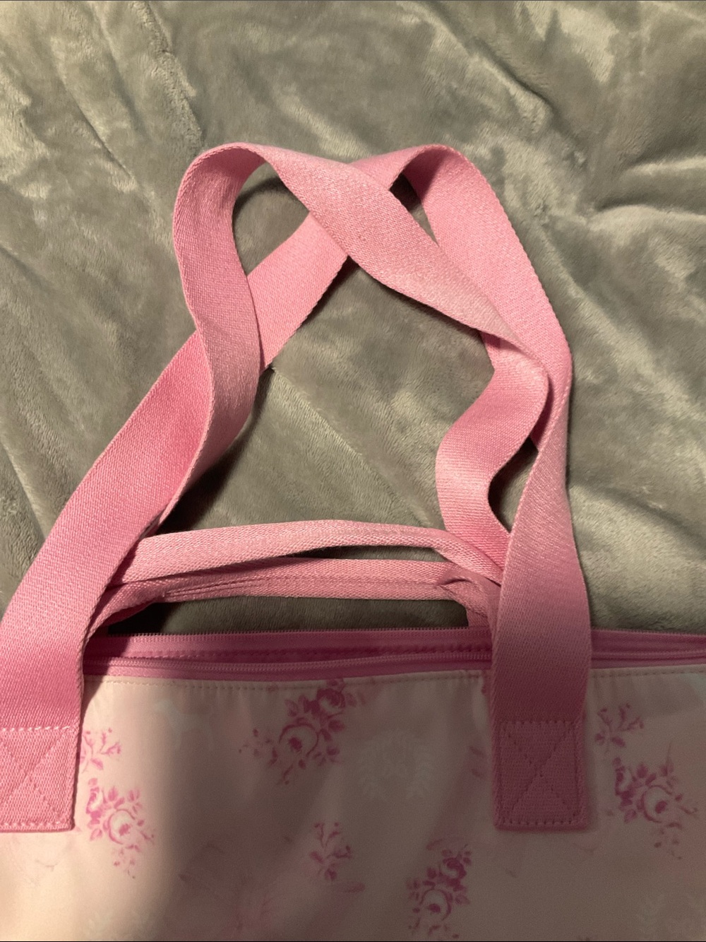 LIKE NEW VS PINK X LOVE SHACK FANCY Tote (MSRP $69) - Picture 4 of 6